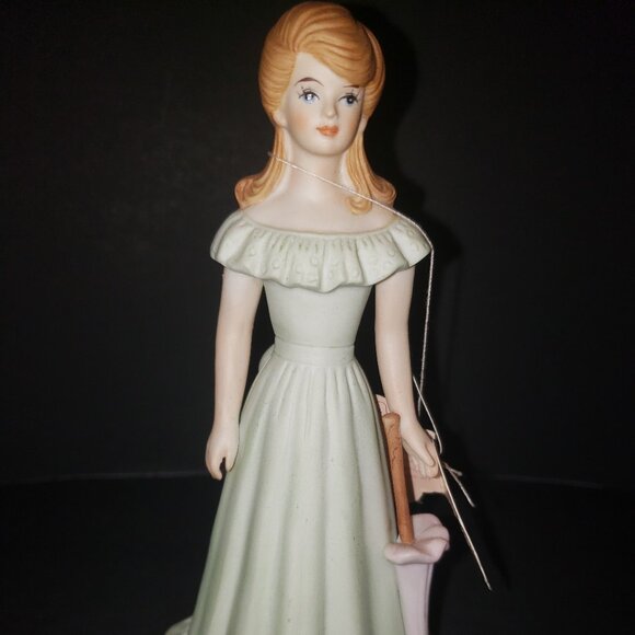 COPY - 1981 Enesco Growing Up 15 Figurine Excellent Condition With Tags - Picture 4 of 5